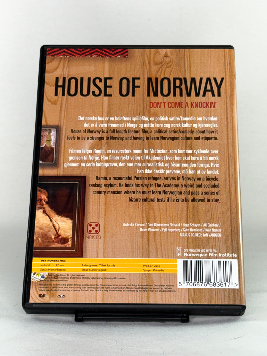 DVD-bakside til filmen Det norske hus
Baksiden viser info, spesifikasjoner og eventuell ekstratekst – produktbilde fra nettbutikken Brukbar Film
