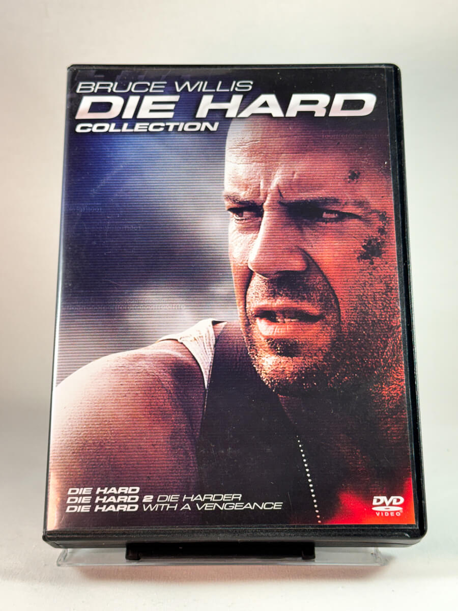 Forside av cover til Die Hard Collection, brukt DVD hos Brukbar Film