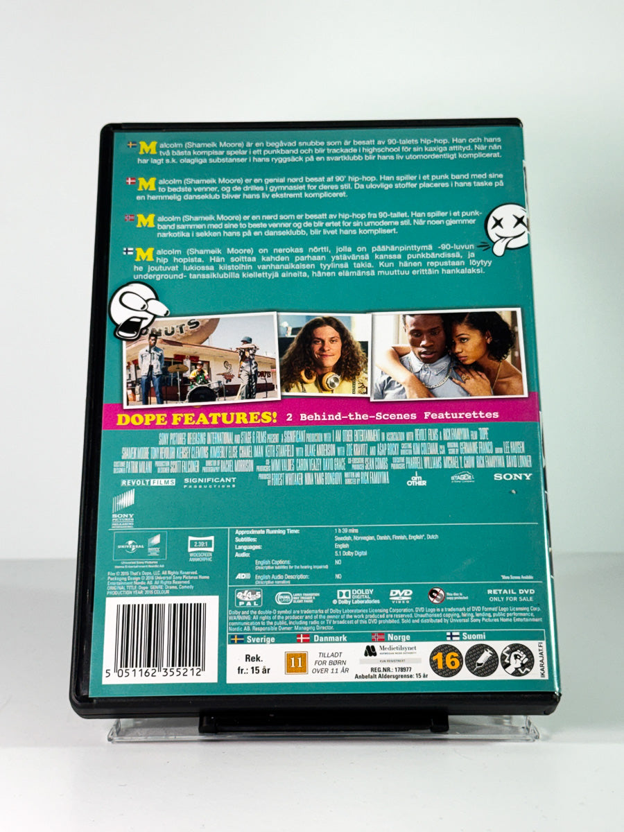 Bakside av cover til Dope, brukt original DVD hos Brukbar Film