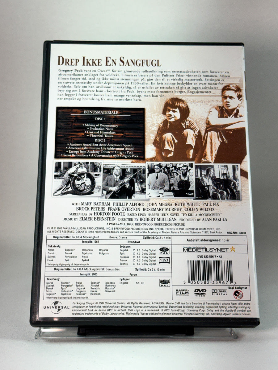 Bakside av cover til Drep ikke en sangfugl, brukt DVD hos Brukbar Film