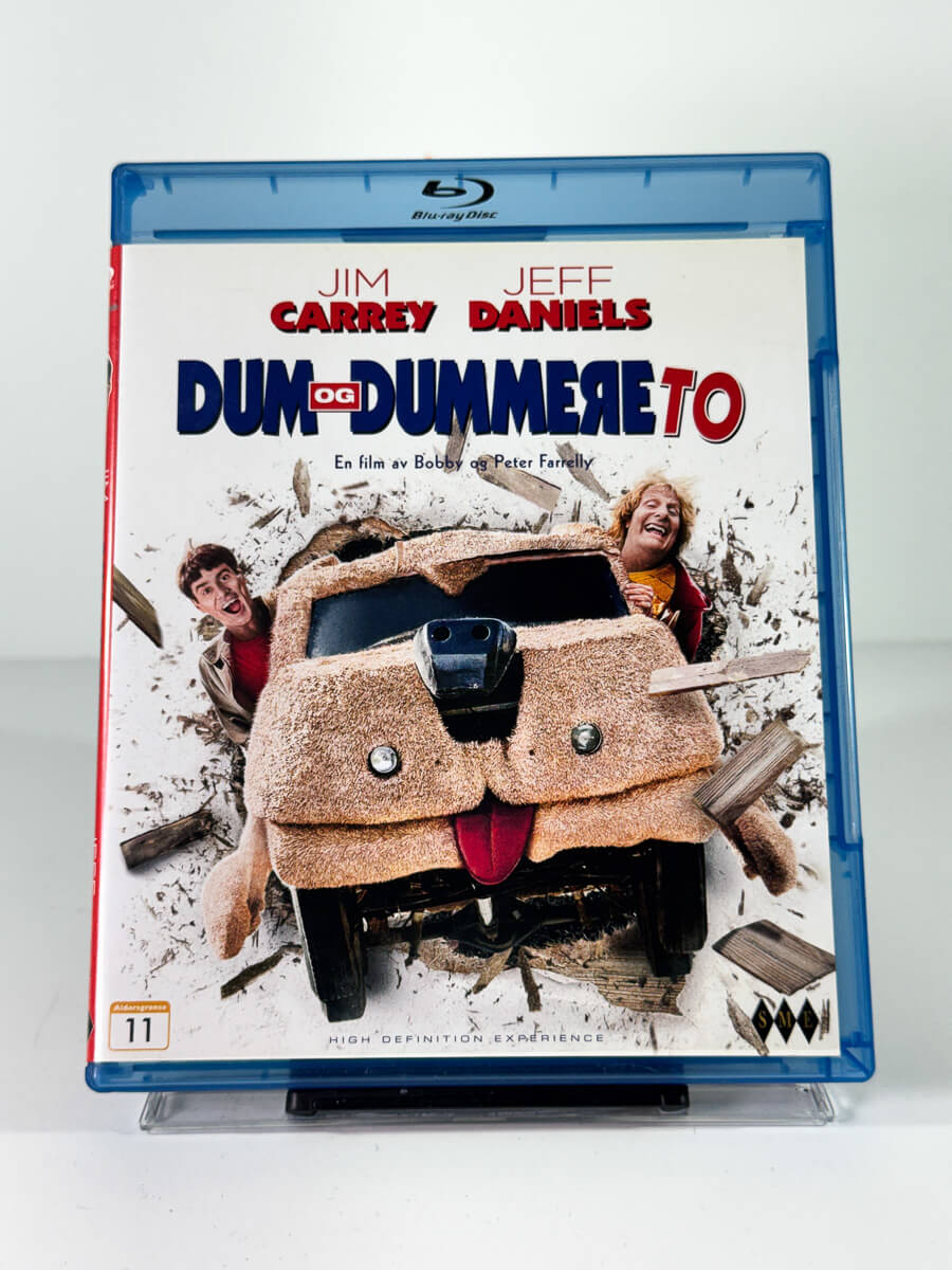 Forside av cover til Dum og Dummere To, bruktfilm hos nettbutikken Brukbar Film