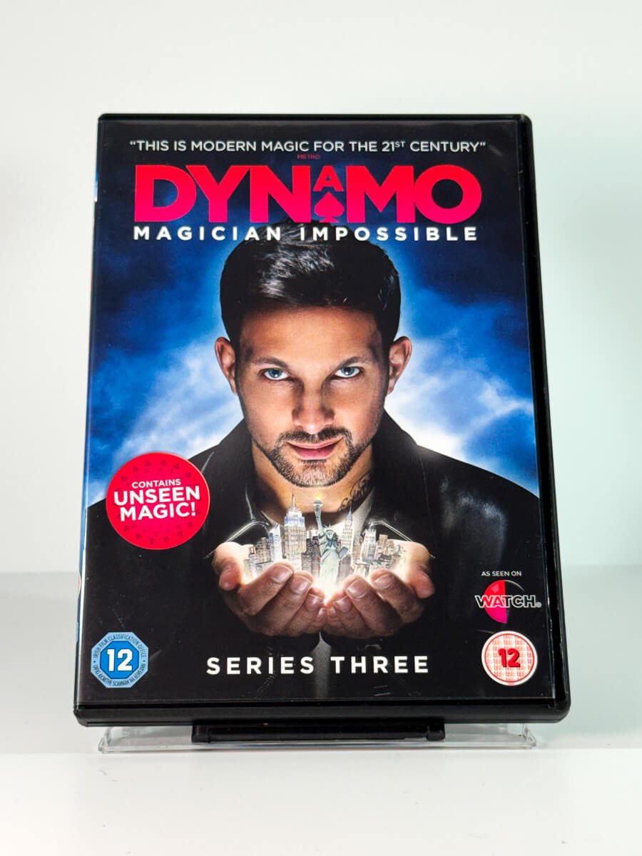 Forside av cover til Dynamo – Magician Impossible: Series Three, brukt DVD hos Brukbar Film