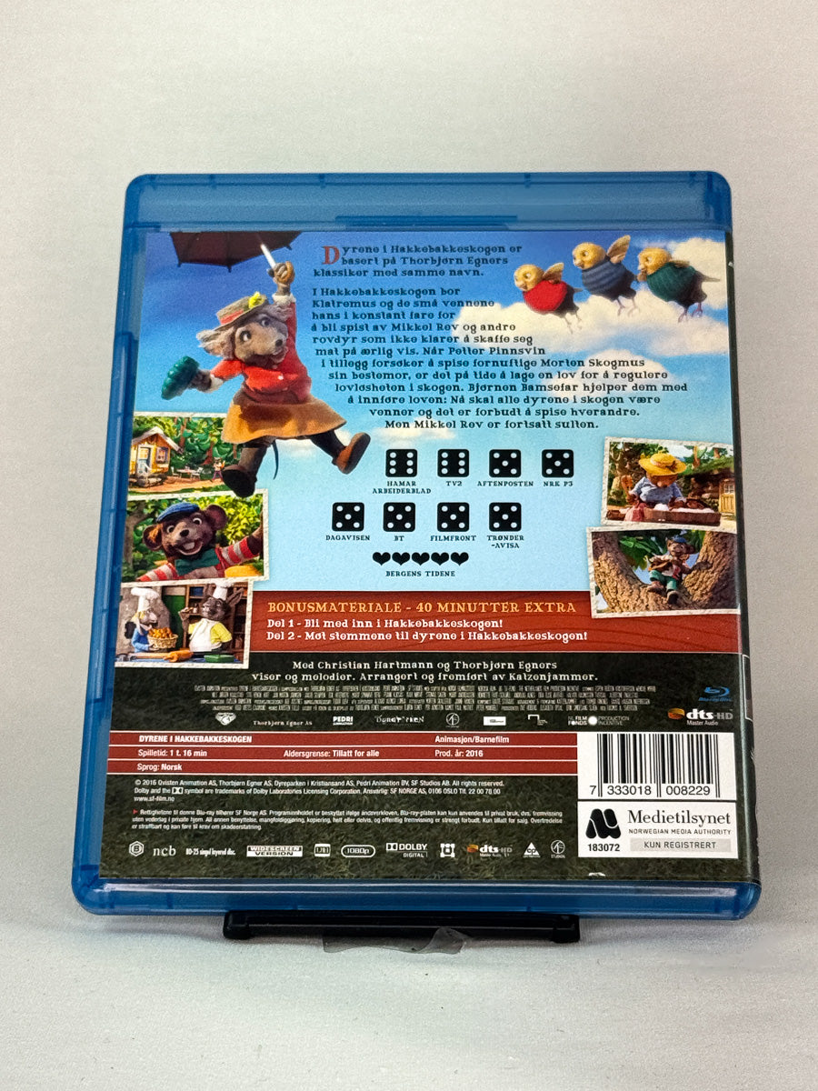 Bakside av Blu-ray-cover til Dyrene i Hakkebakkeskogen – norsk animasjonsfilm på Blu-ray, kjøp original bruktfilm hos Brukbar Film