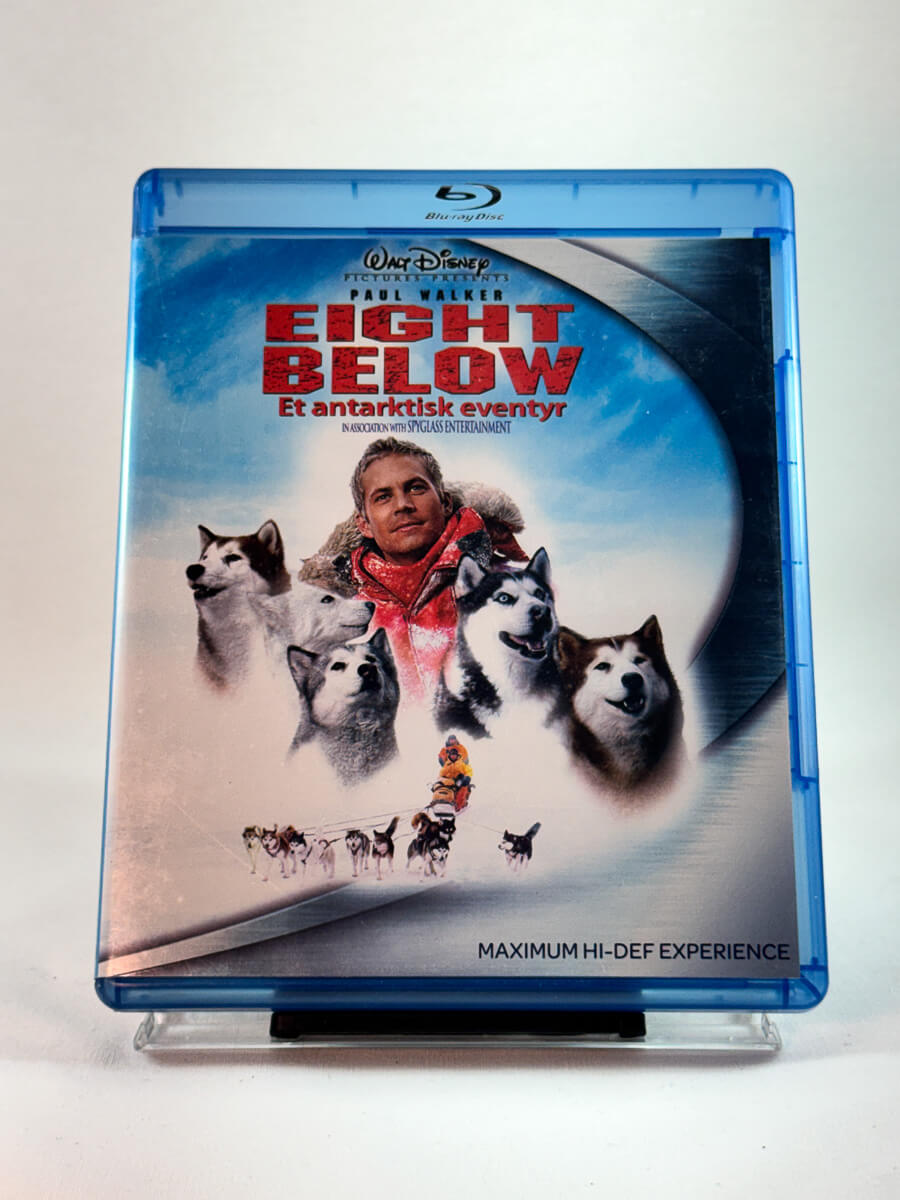 Forside av cover til Eight Below, brukt Blu-ray hos Brukbar Film