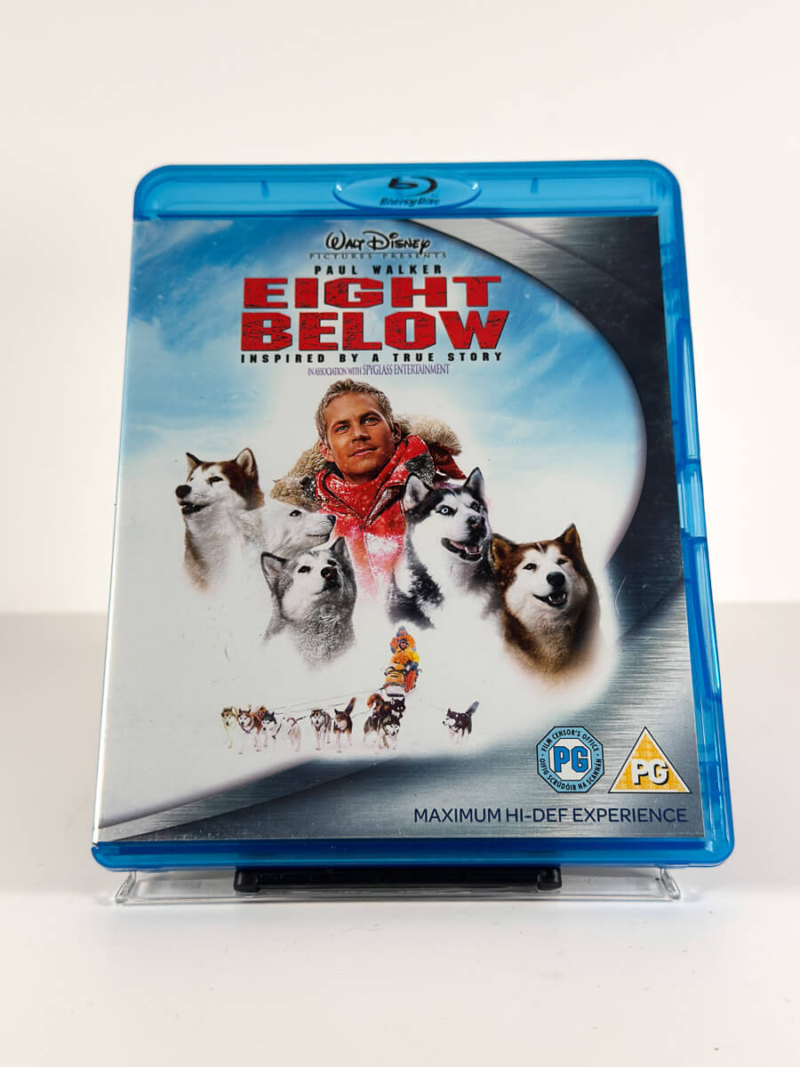 Forside av cover til Eight Below på Blu-ray