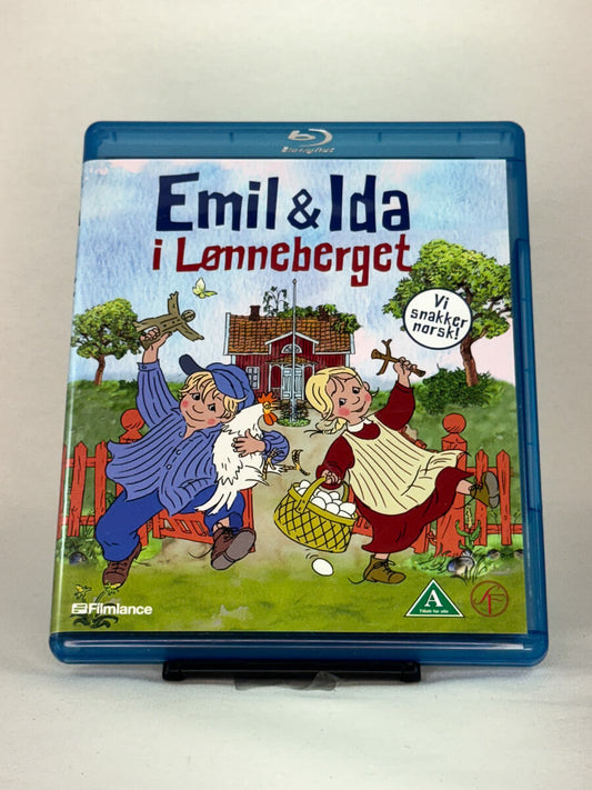 Forside av Blu-ray-cover for Emil & Ida i Lønneberget – klassisk barnefilm basert på Astrid Lindgrens fortellinger, brukt Blu-ray hos Brukbar Film.