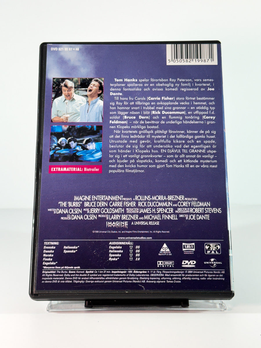 Bakside av cover til En Djävul till granne, brukt original DVD hos Brukbar Film