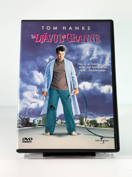 Forside av cover til En Djävul till granne, brukt DVD hos Brukbar Film