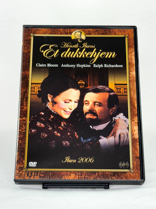 Forside av DVD-cover til Et dukkehjem – brukt film basert på Ibsens klassiker, forside fra Brukbar Film