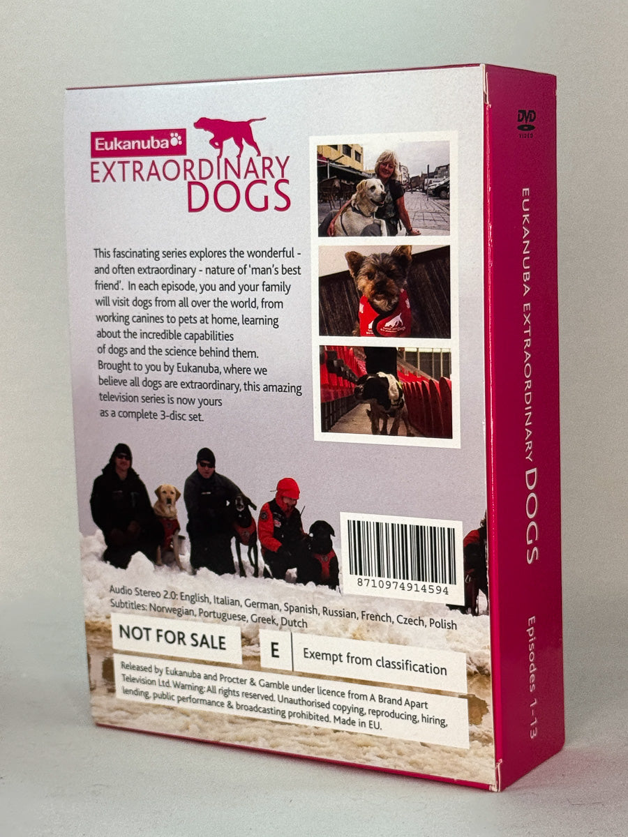 Bakside av DVD-cover til Extraordinary Dogs – The Complete TV Series – tre plater med inspirerende dokumentarepisoder om verdens mest ekstraordinære hunder, brukt DVD hos Brukbar Film.