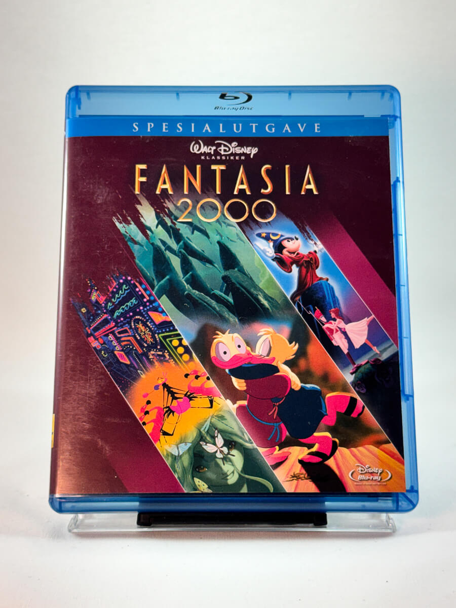 Fantasia 2000 – forside av Blu-ray-cover, moderne Disney-klassiker med musikk og animasjon, bruktfilm hos Brukbar Film
