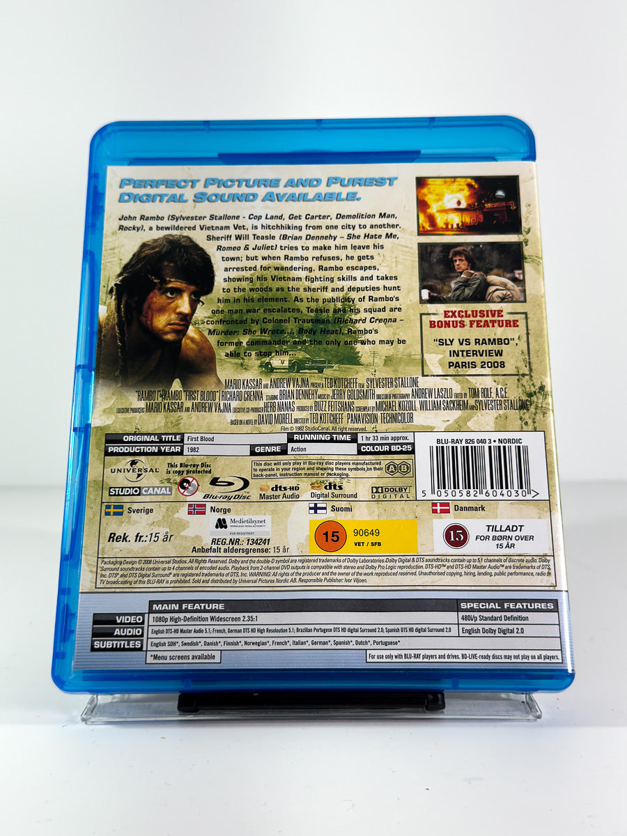 Bakside av cover til First Blood på Blu-ray