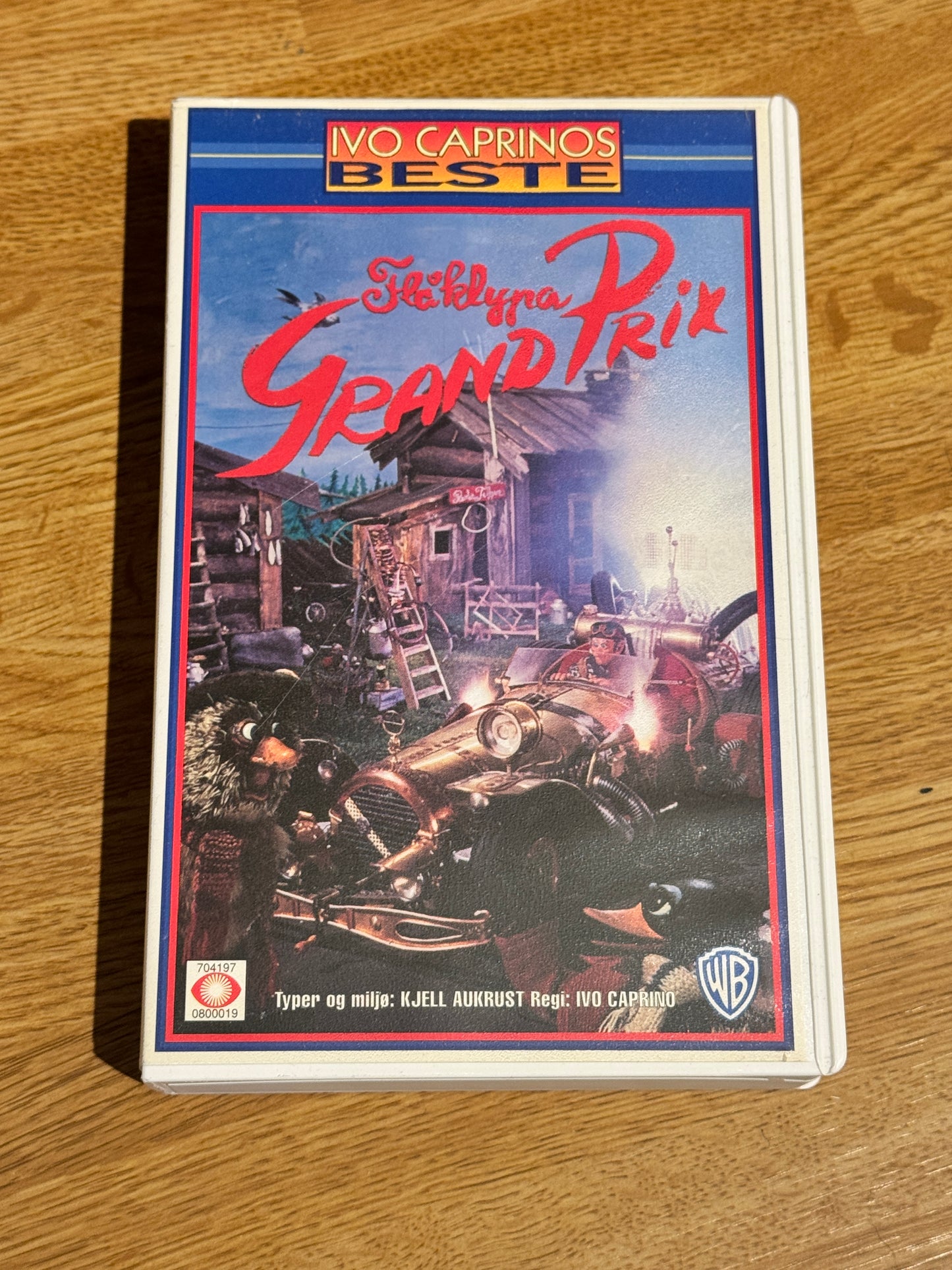 Forside av cover til Flåklypa Grand Prix, norsk VHS-utgivelse