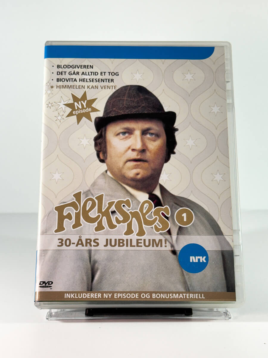 Forside av cover til Fleksnes 1, bruktfilm på DVD hos Brukbar Film