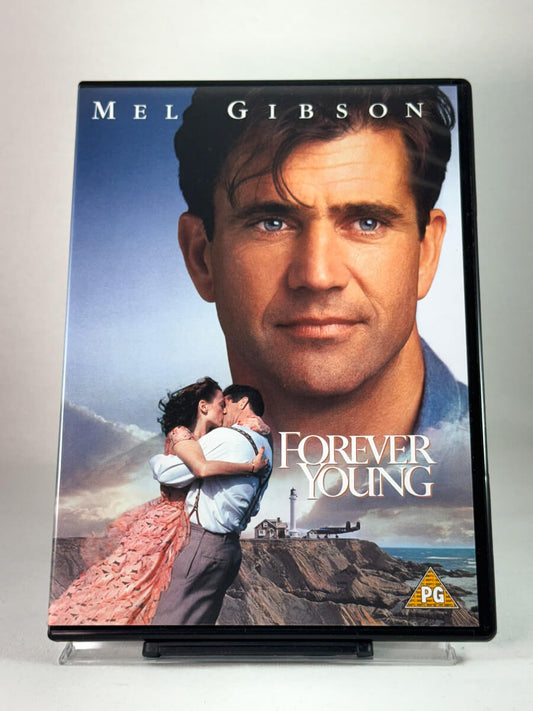 Forside av DVD-cover til Forever Young – rørende tidshoppdrama med Mel Gibson, brukt film hos Brukbar Film.
