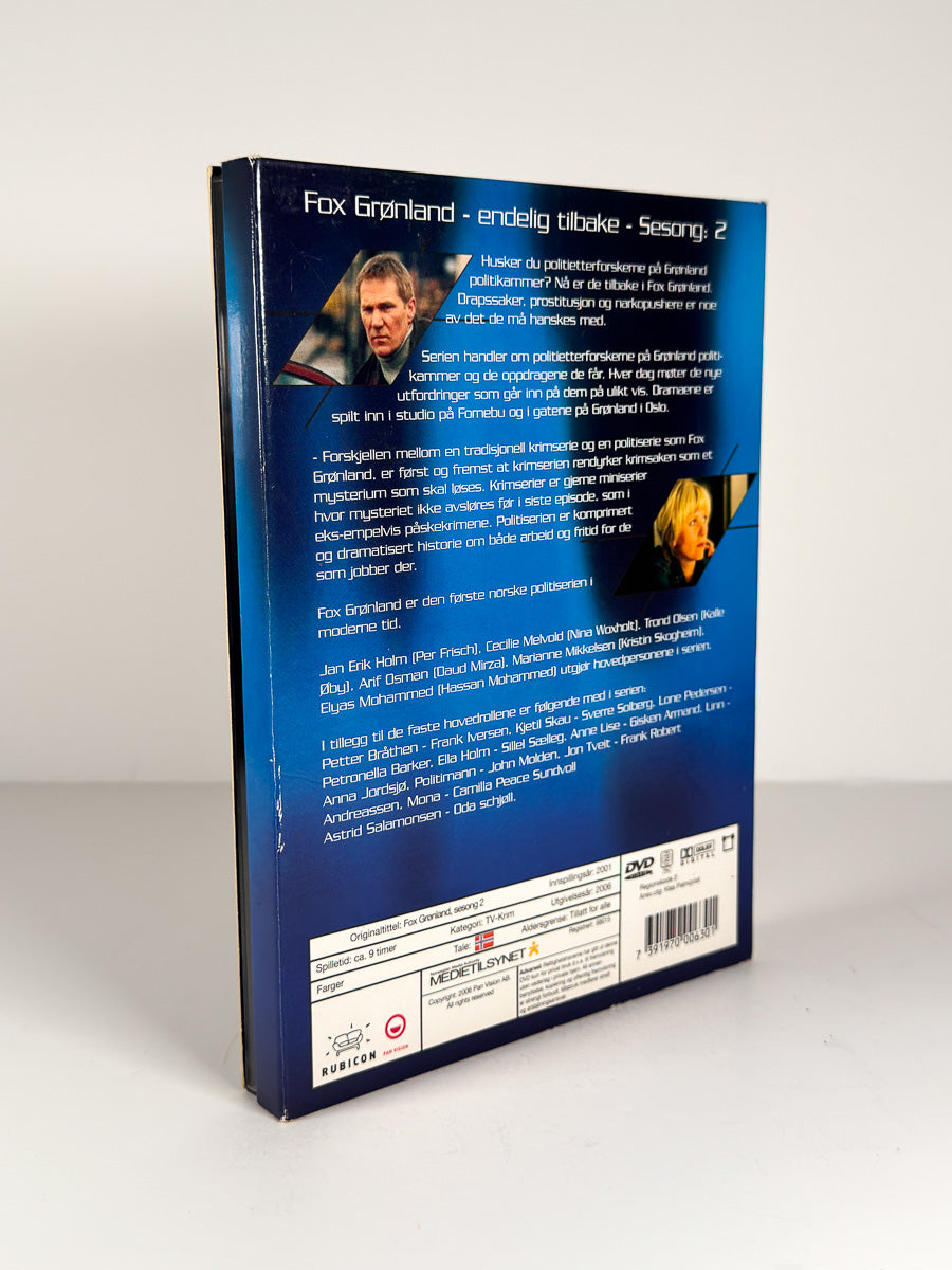 Bakside av cover til Fox Grønland – Sesong 2 på DVD