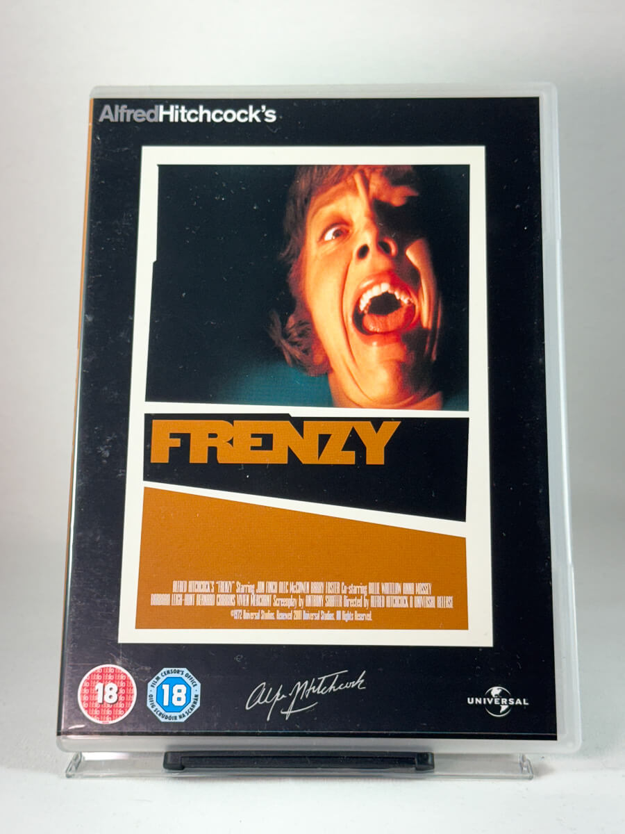 Forside av DVD-cover til Frenzy – intens og mørk thriller fra Hitchcocks senere periode, brukt film hos Brukbar Film.