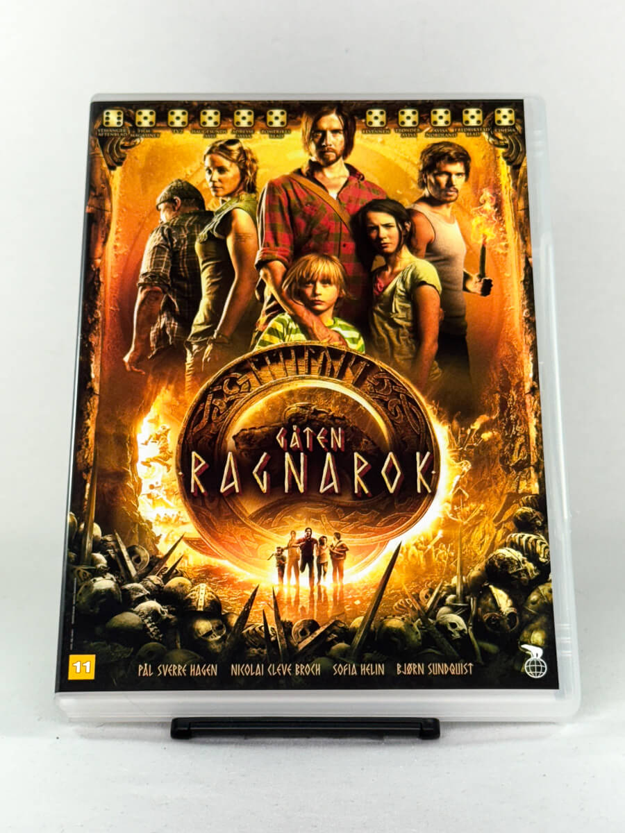 DVD-forside til filmen Gåten Ragnarok
Originalt cover brukt for produktbilde i nettbutikken Brukbar Film
