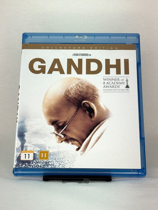 Forside av Blu-ray-cover til Gandhi – brukt biografisk Oscar-vinner på Blu-ray, kjøp hos Brukbar Film
