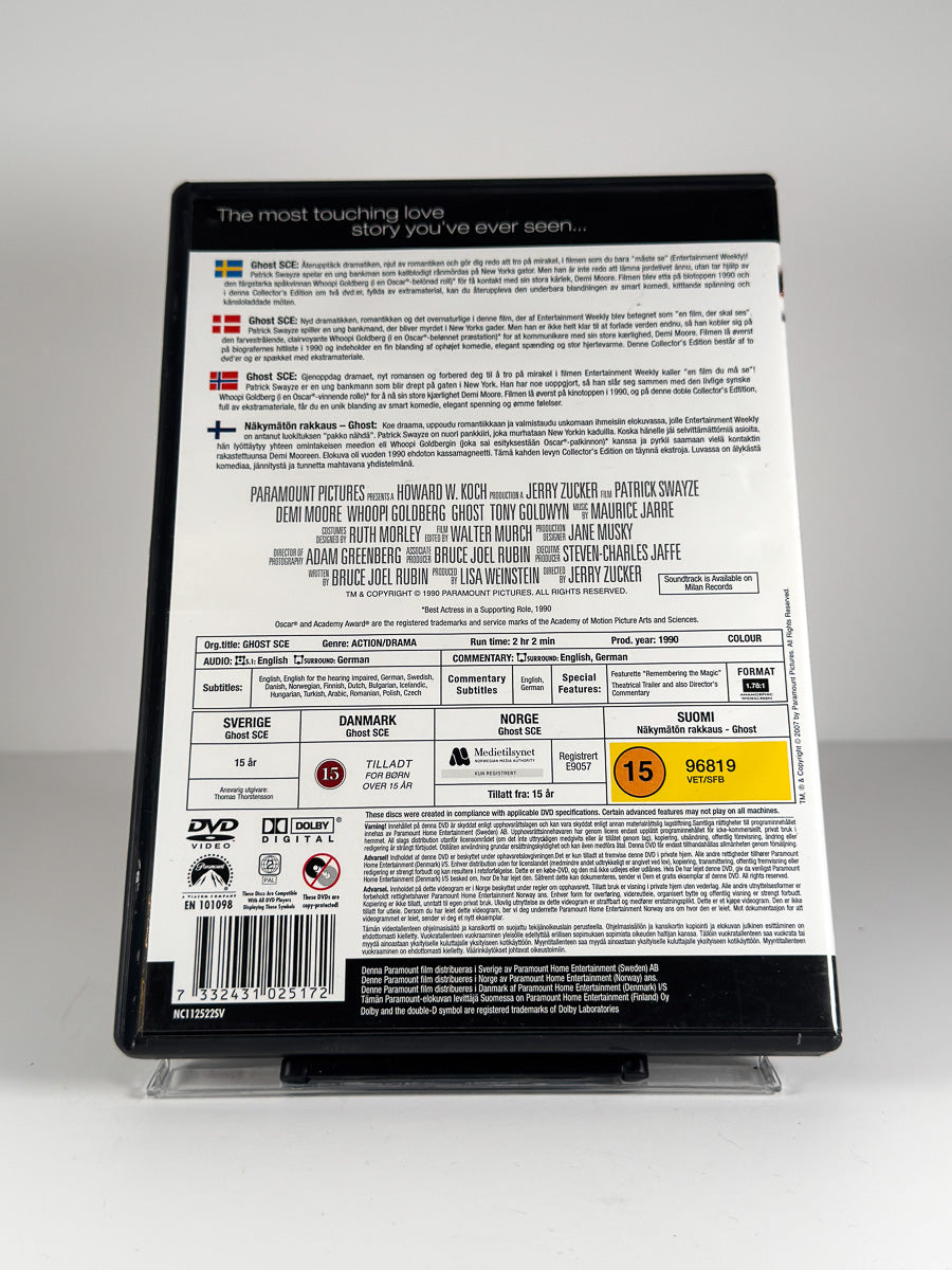 Bakside av cover til Ghost på DVD