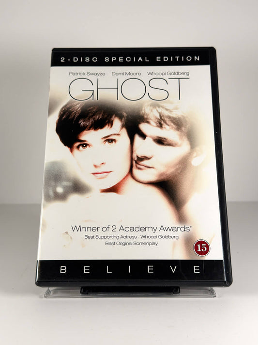 Forside av cover til Ghost på DVD
