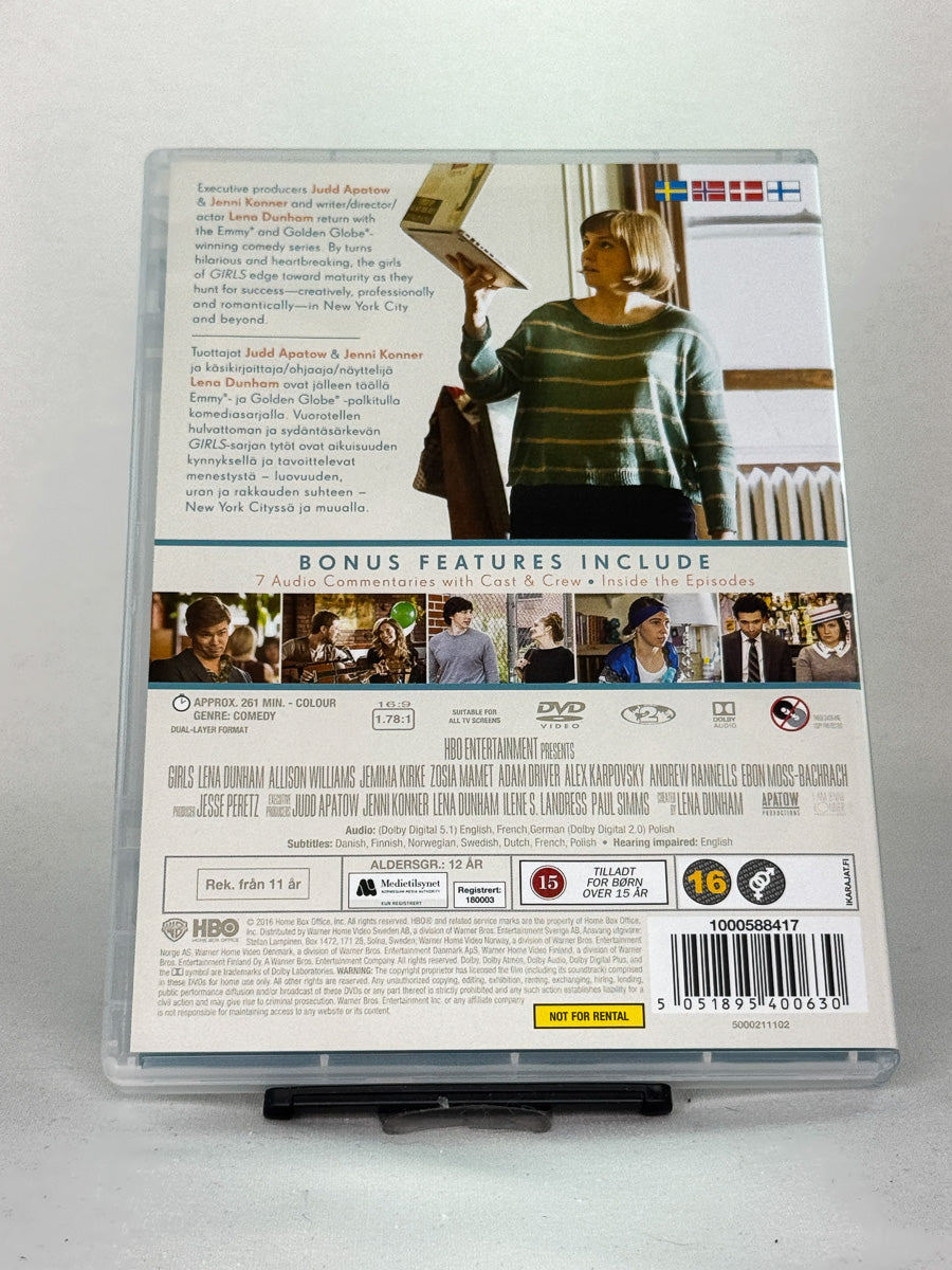 Bakside av DVD-cover til Girls – Sesong 4 – brukt HBO-serie på DVD, kjøp hos Brukbar Film