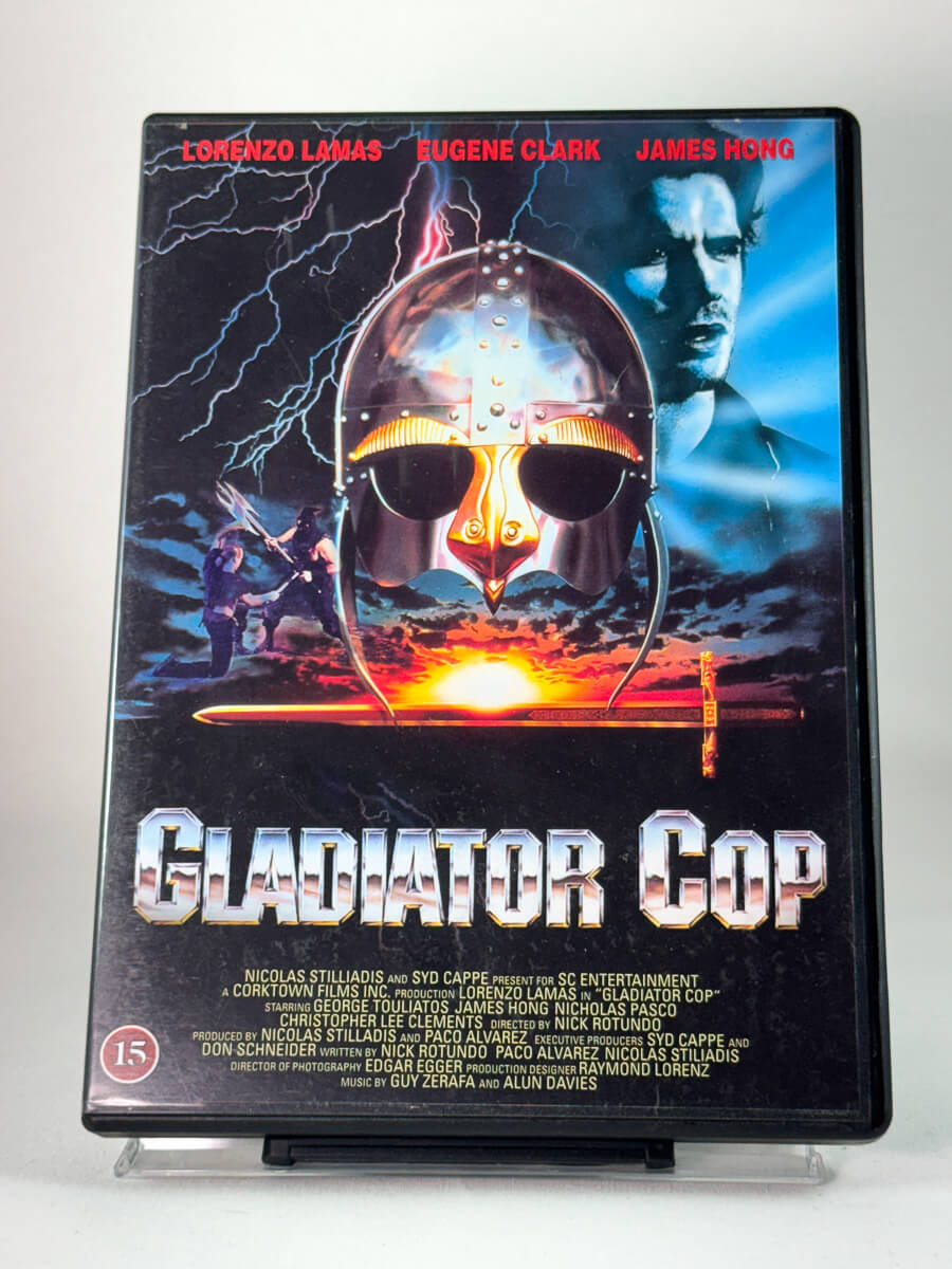 Forside av DVD-cover til Gladiator Cop, bruktfilm hos Brukbar Film