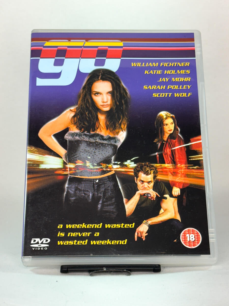 Forside av DVD-cover til Go, bruktfilm hos nettbutikken Brukbar Film