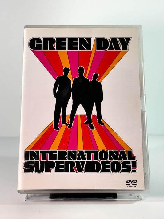 Forside av cover til Green Day: International Supervideos!, bruktfilm hos nettbutikken Brukbar Film