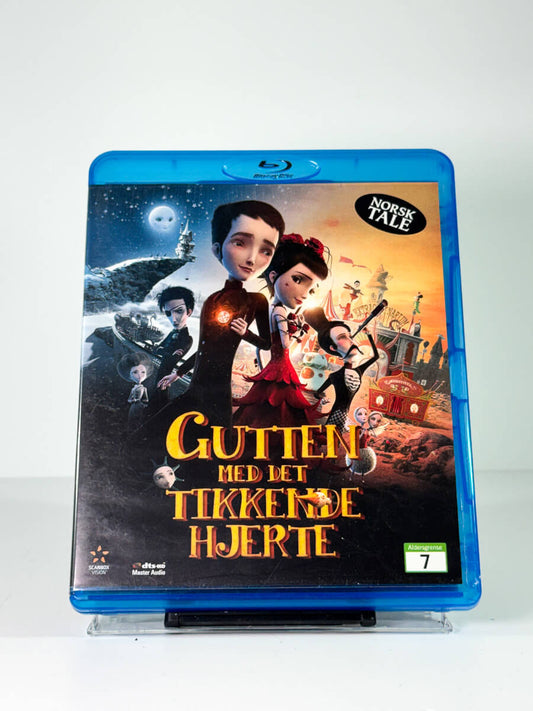 Forside av cover til Gutten med det tikkende hjerte, brukt Blu-ray hos Brukbar Film