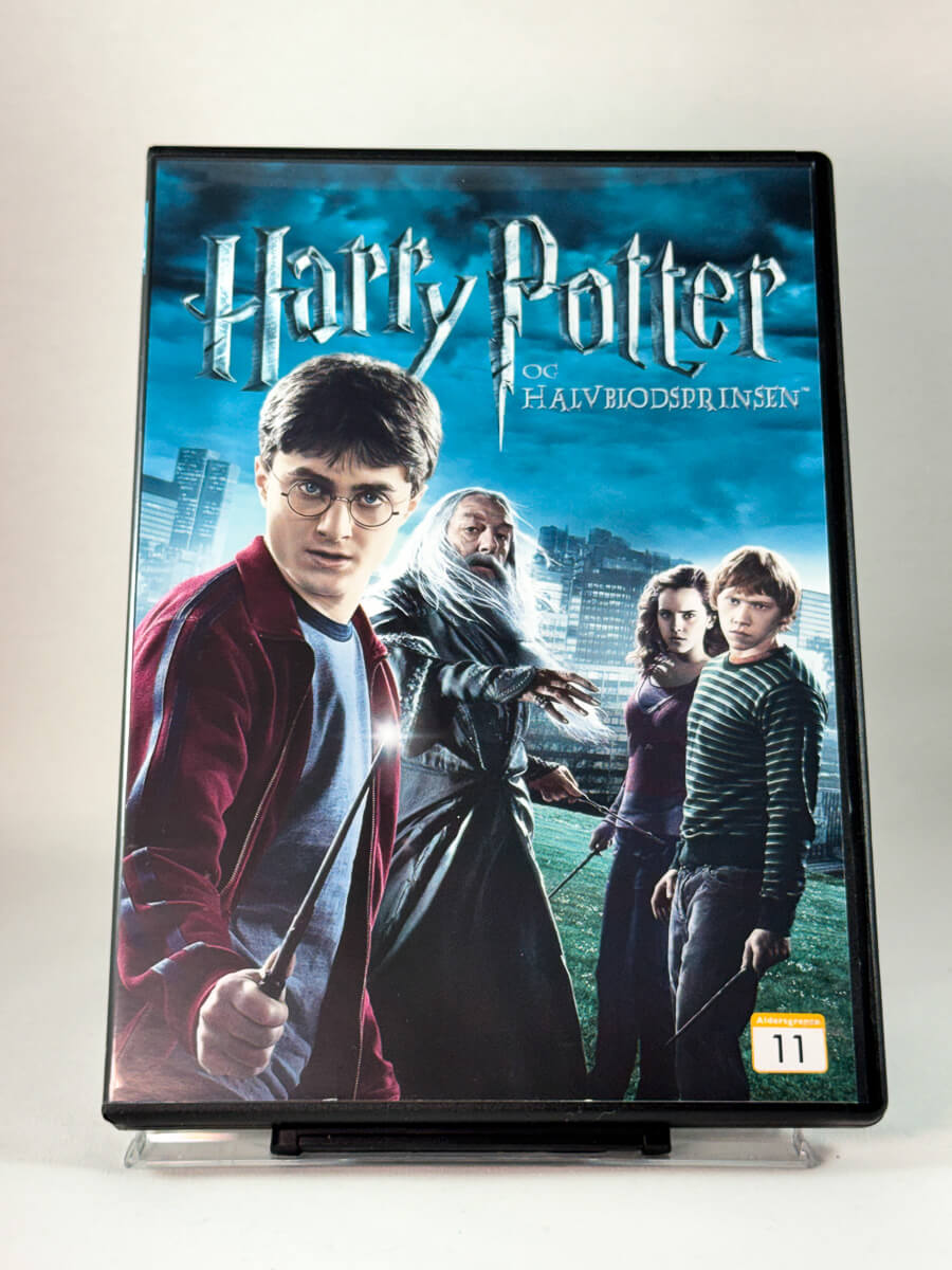 Forside av DVD-cover til Harry Potter og Halvblodsprinsen, sjette film i serien, brukt DVD hos Brukbar Film