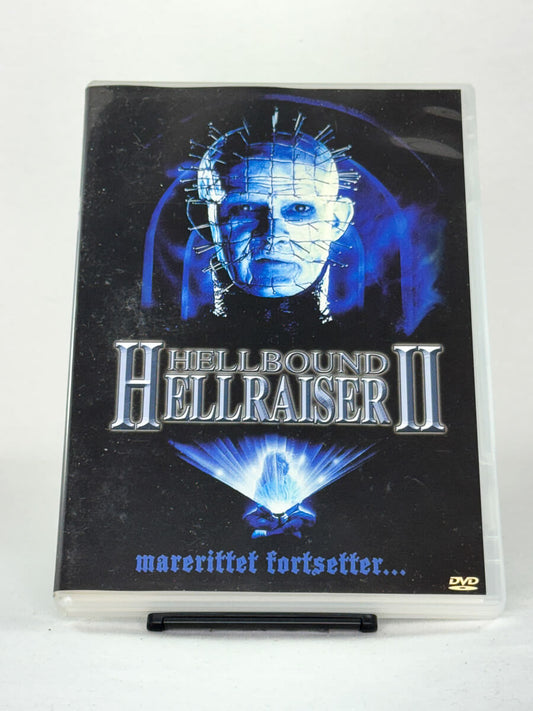 Forside av DVD-cover til Hellbound: Hellraiser II – kultklassiker innen horror hvor marerittet fortsetter med Pinhead og Cenobitene – brukt DVD tilgjengelig hos Brukbar Film.