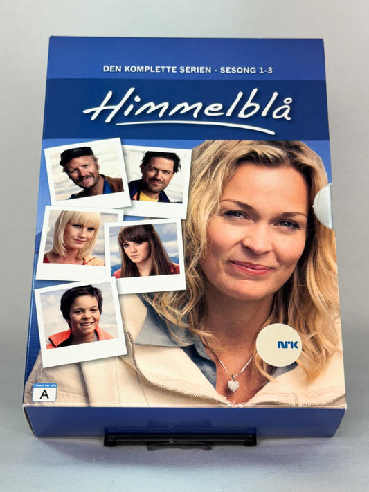Forside av DVD-samleboksen «Himmelblå – Den komplette serien, sesong 1–3» – norsk dramaserie på brukt DVD fra Brukbar Film, komplett med alle tre sesonger.