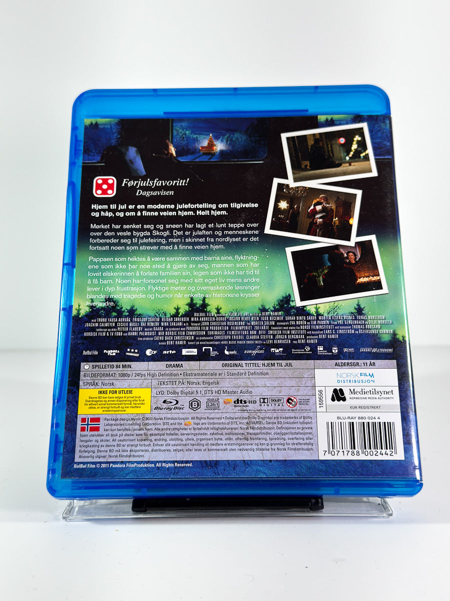 Bakside av cover til Hjem til jul på Blu-ray
