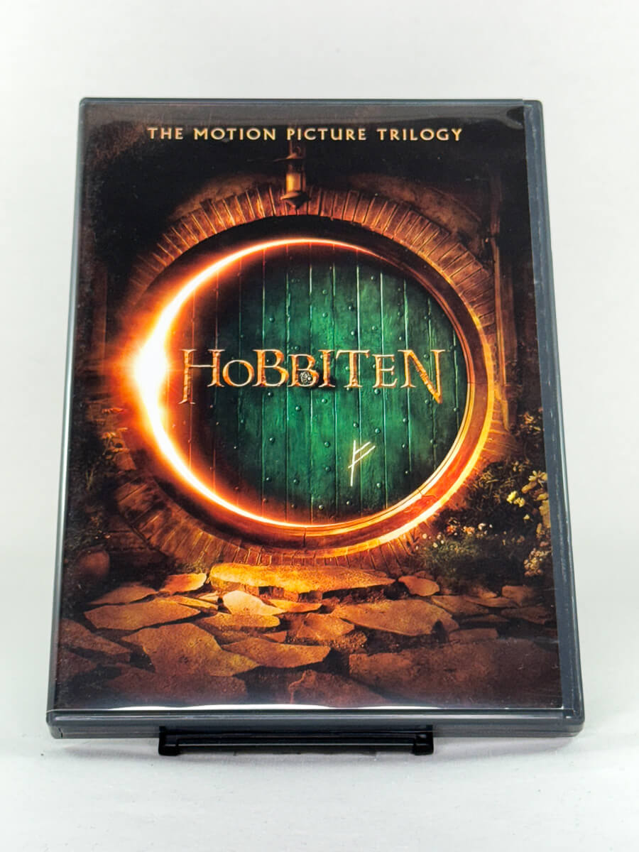DVD-forside til filmen Hobbiten - The Motion Picture Trilogy
Originalt cover brukt for produktbilde i nettbutikken Brukbar Film