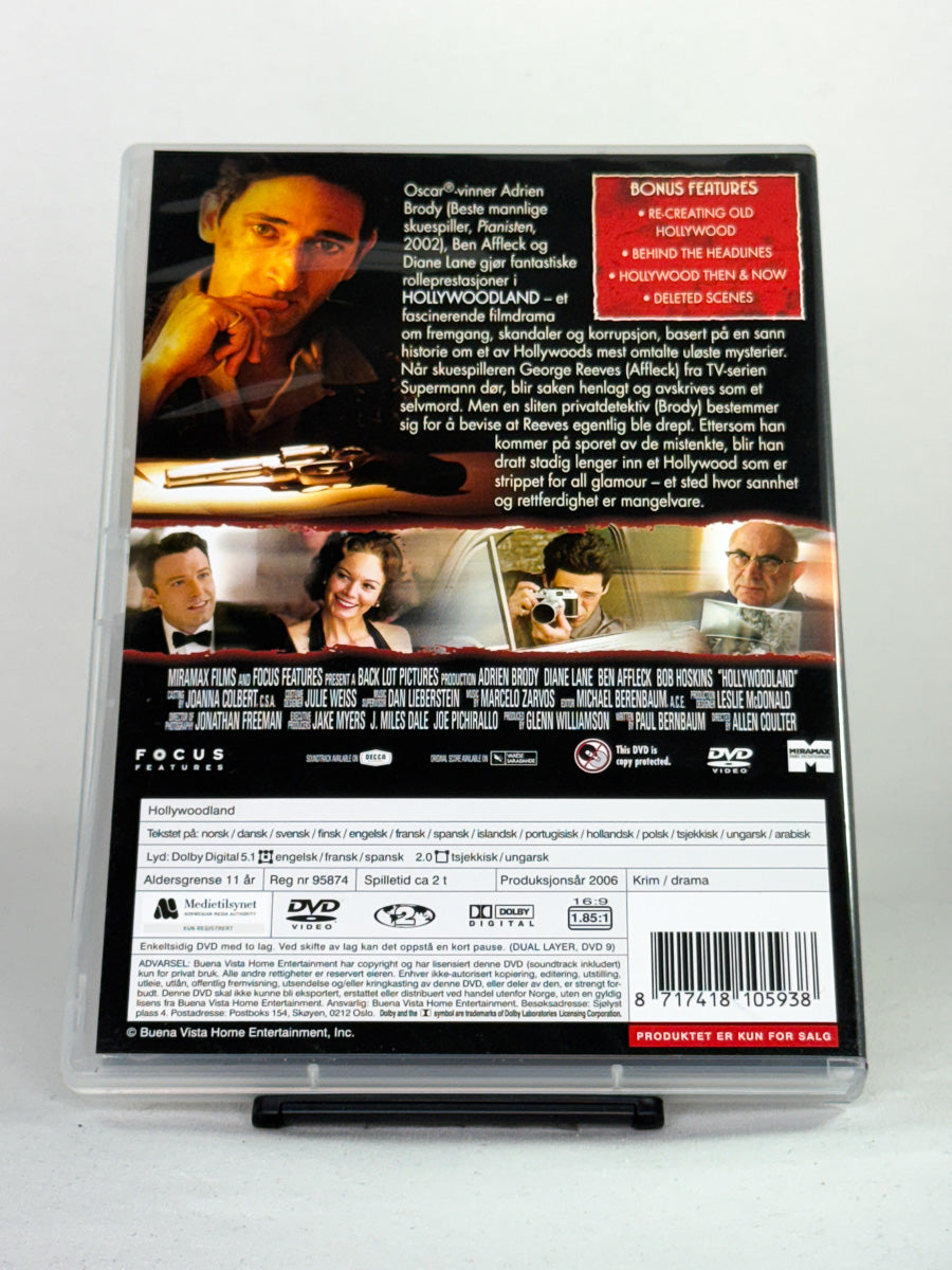 Bakside av DVD-cover til Hollywoodland – stjernespekket Hollywood-thriller om berømmelse og tragedie – brukt original-DVD hos Brukbar Film.