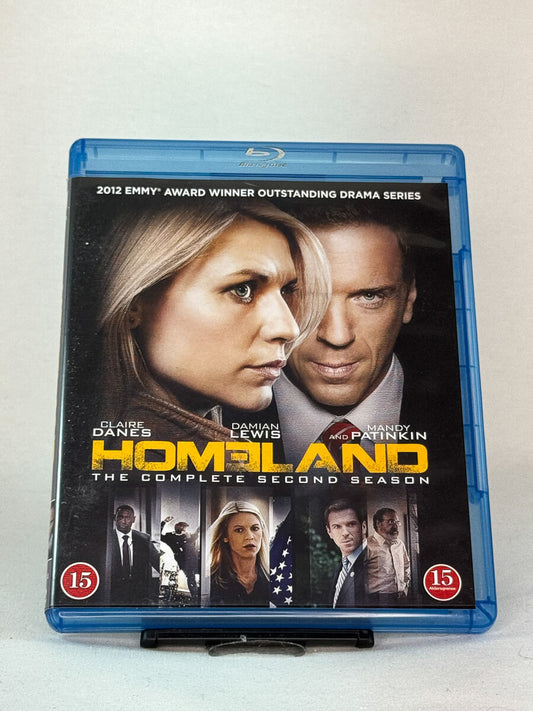 Forside av Homeland – The Complete Second Season på Blu-ray – brukt filmcover fra suksess-serien, kjøp hos Brukbar Film.