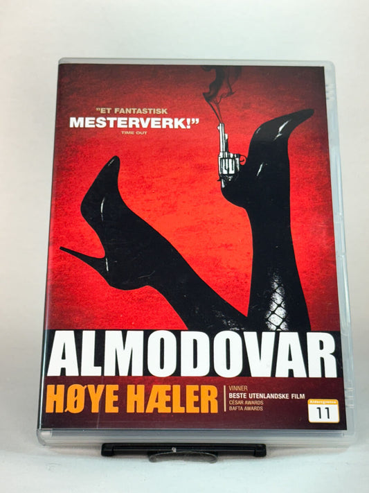 Forside av DVD-cover til Høye hæler, brukt DVD hos Brukbar Film