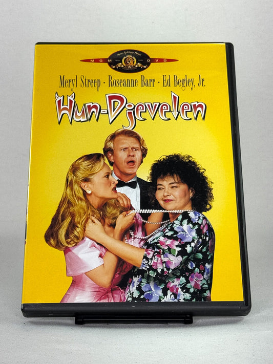 Brukt DVD-film Hun-Djevelen – forside av komediefilmcover, brukt originalfilm på DVD tilgjengelig hos Brukbar Film