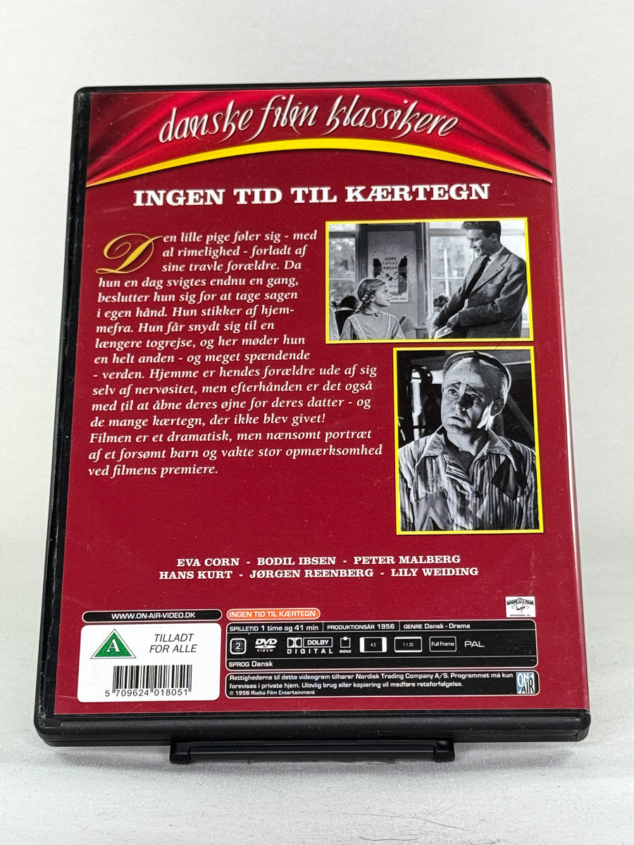 Bakside av DVD-cover til Ingen tid til kærtegn – rørende drama om livets prøvelser og familiebånd, utgitt i klassikerserien på DVD hos Brukbar Film.