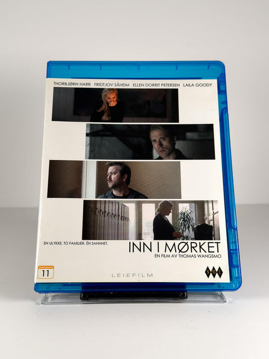 Forside av cover til Inn i mørket på Blu-ray