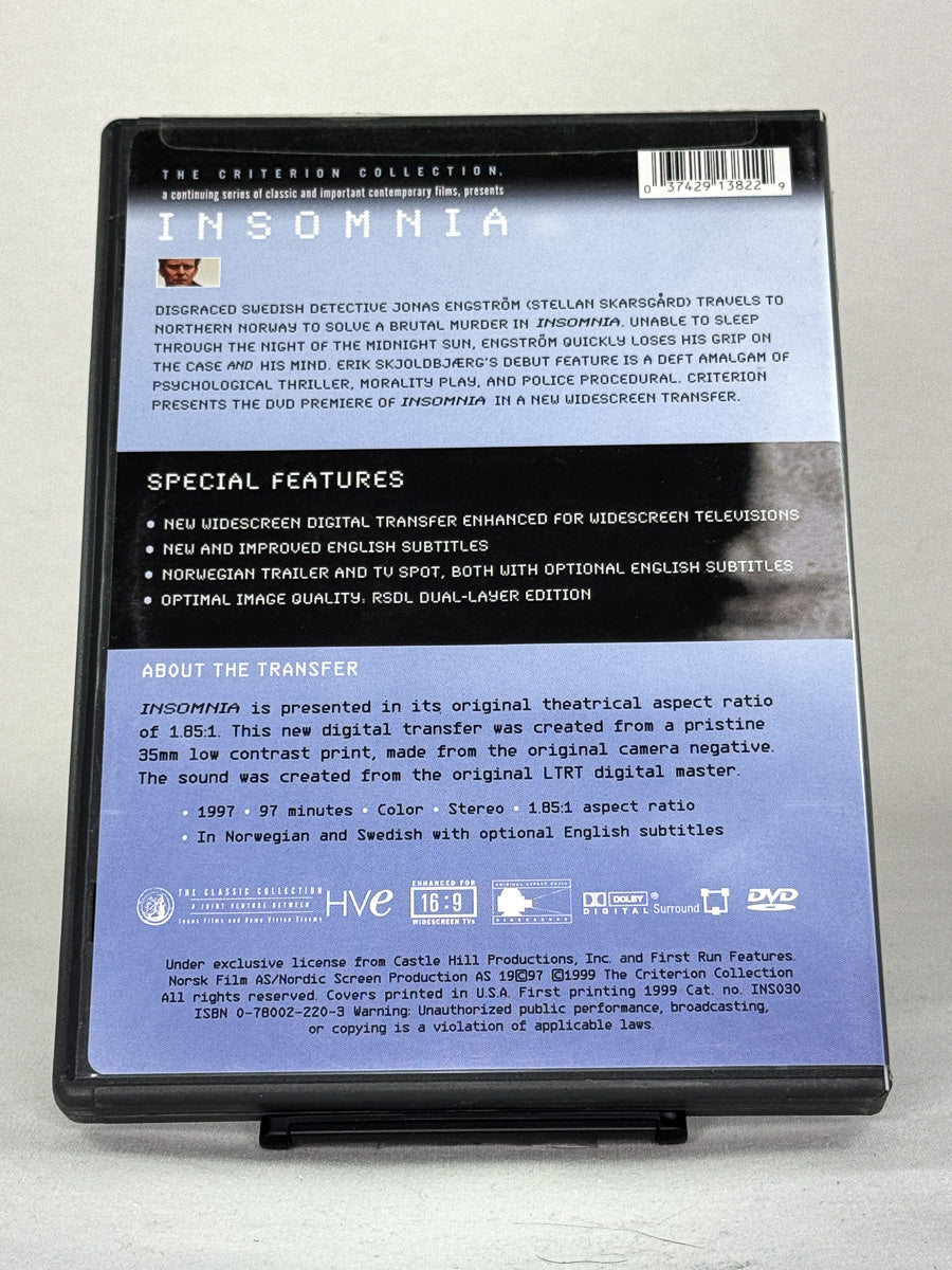 Insomnia – bakside av DVD-cover, brukt thriller på DVD med filmomtale og tekniske detaljer