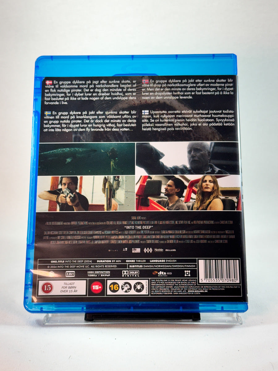Bakside av cover til Into the Deep, brukt Blu-ray film hos nettbutikken Brukbar Film