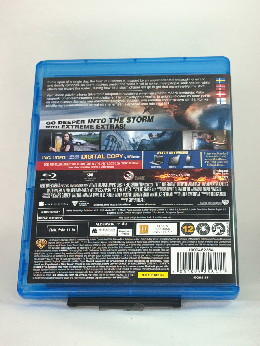 Bakside av Blu-ray-cover til Into the Storm – actionfylt naturkatastrofefilm i brukt Blu-ray-utgave hos Brukbar Film.