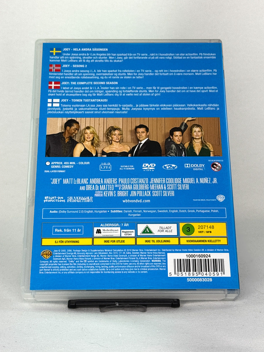 Bakside av DVD-cover til Joey – Sesong 2 – brukt DVD-serie med Matt LeBlanc, tilgjengelig hos Brukbar Film