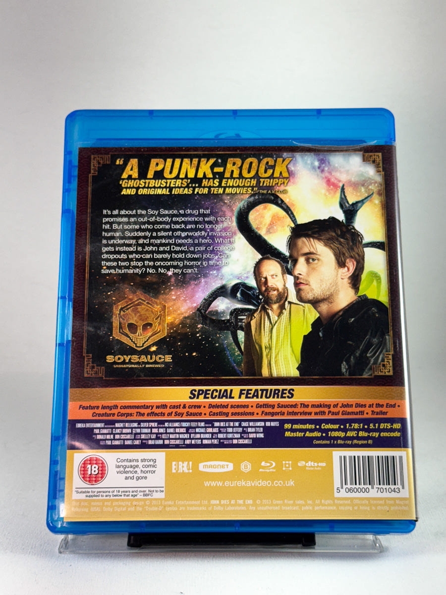 Bakside av Blu-ray-cover til John Dies at the End, bruktfilm hos nettbutikken Brukbar Film