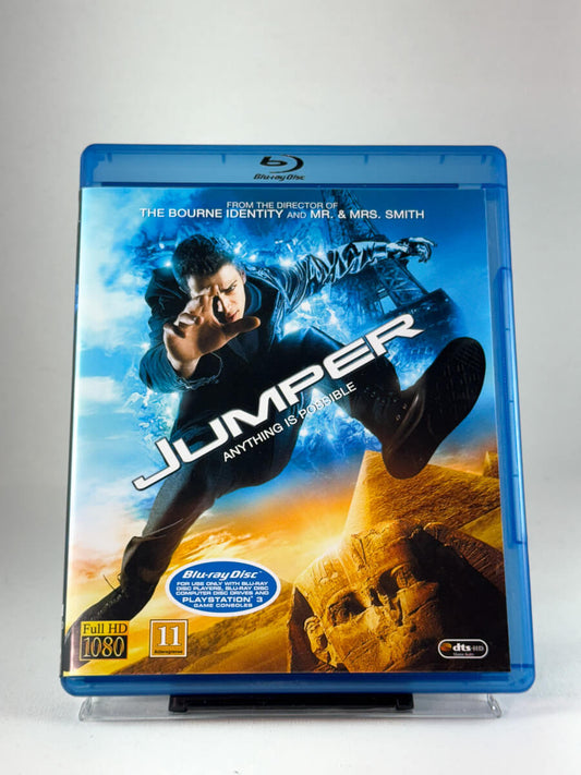 Forside av Blu-ray-cover til Jumper, bruktfilm hos nettbutikken Brukbar Film