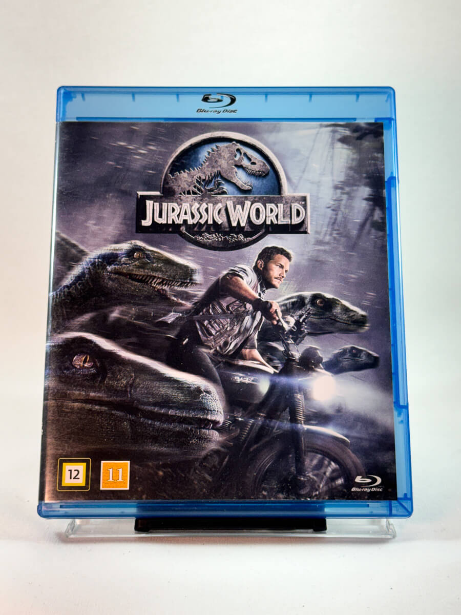 Forside av cover til Jurassic World, brukt Blu-ray hos Brukbar Film
