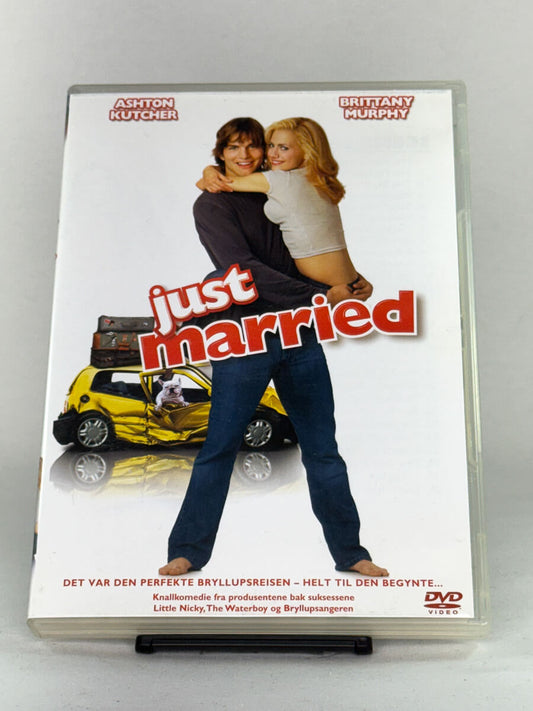 Forside av DVD-cover til Just Married – romantisk komedie med Ashton Kutcher og Brittany Murphy, brukt film hos Brukbar Film