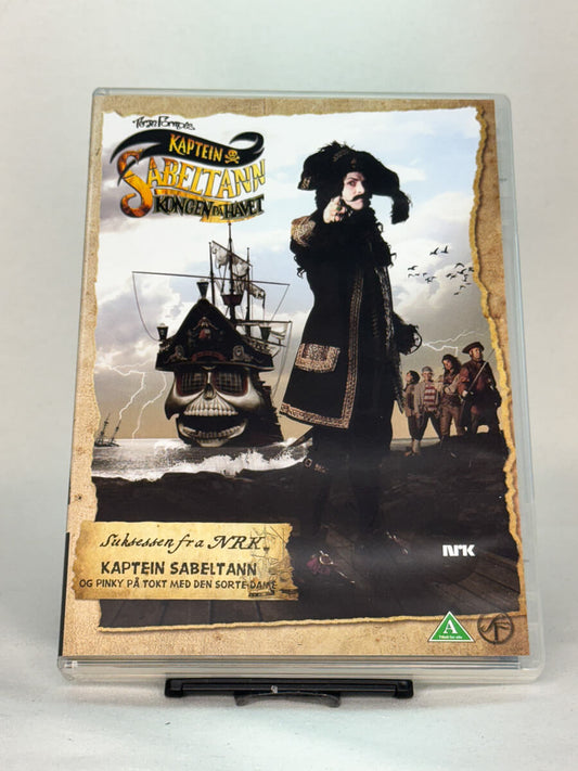 Forside av DVD-cover til Kaptein Sabeltann – Kongen på havet, brukt DVD hos Brukbar Film